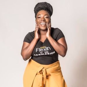 Meet your Posher, Danielle